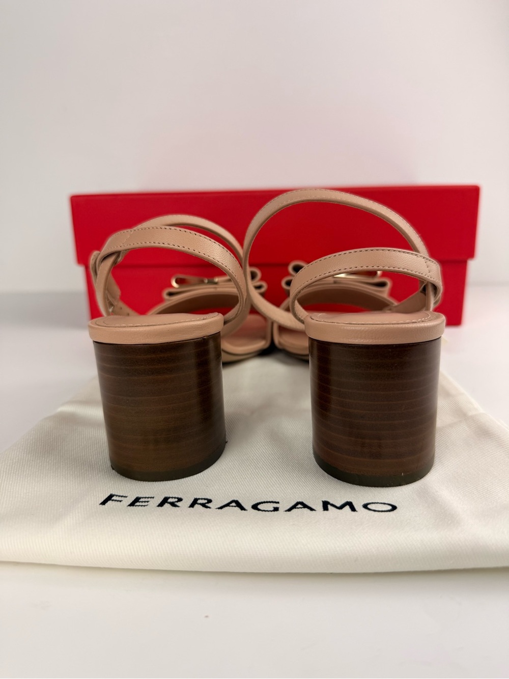 Ferragamo Lyana Bow Leather Slingback Sandals Amaretto Lamb Size 7C - Picture 6 of 13